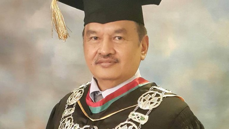 Prof. Dr. Achmad Sofyan Hanif, M.Pd.